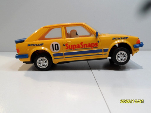 Scalextric ford escort xr3i - scalextric,