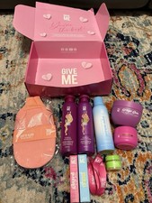 Give Me Cosmetics Item Hair