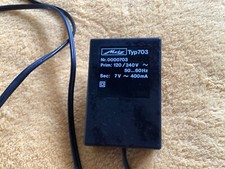 METZ 703 BATTERY CHARGER FOR METZ FLASH 45, CT-45 & CL-60 IN USED CONDITION
