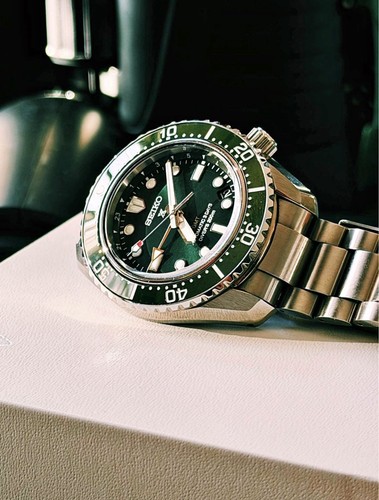 Seiko prospex green spb381 - seiko,