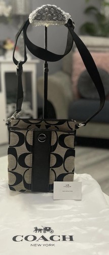 Coach genuine small canvass - coach,