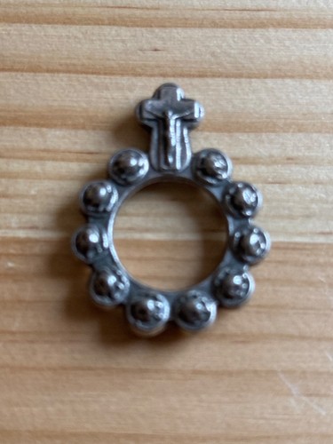 Silver metal rosary ring - silver,