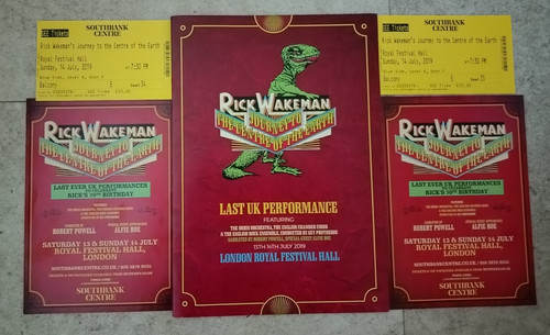 Rick wakeman centre the - rick,