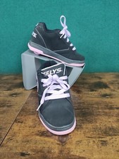 Women's Girls Heelys Black/ Purple Trainers Size 2 Rollerskates Lace Up VGC