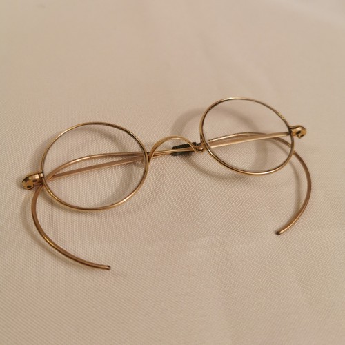 Antique round wire spectacles - antique,