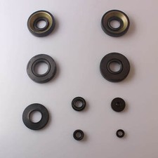Engine oil seal - for, suzuki