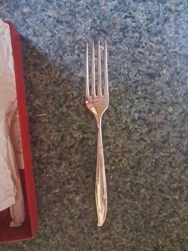 Community plate peice fork - 6,