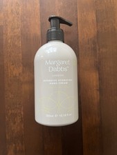 Margaret Dabbs London