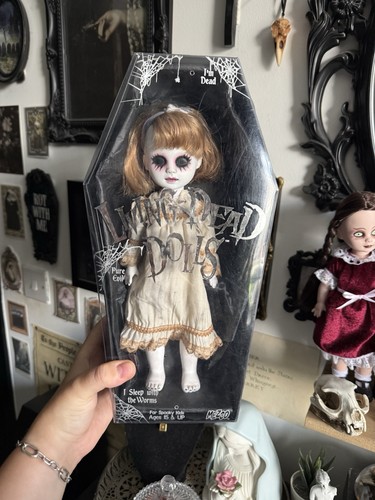 Living dead dolls series - living,