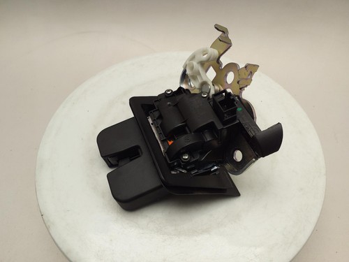 Audi boot tailgate lock - boot,