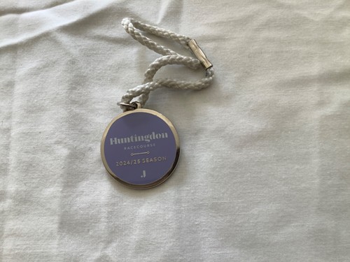 Horse racing members enamel - horse,