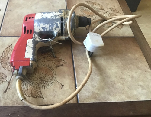 Retro vintage 240v wolf - 240v, power