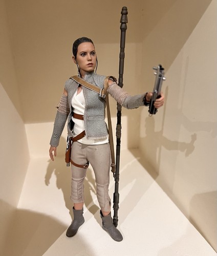Hot toys star wars rey - star,