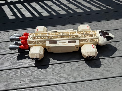 Vintage mattel 1976 space 1999 - vintage,