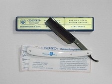 Unused Western-style razor