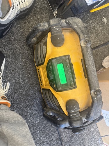 Dewalt radio tough system - dewalt,