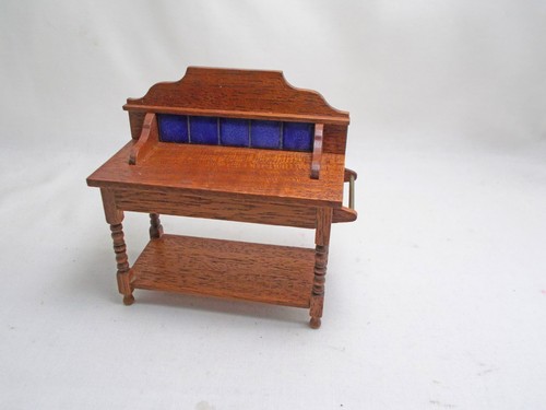 Dolls house miniature - dolls,