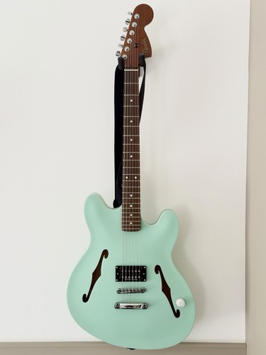 Fender tom delonge starcaster - fender,