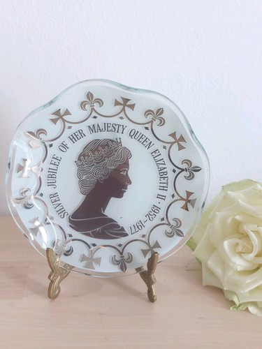 Queen elizabeth silver - elizabeth, ii