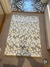 Roman Blind-Leaf Pattern -Grey-Silver