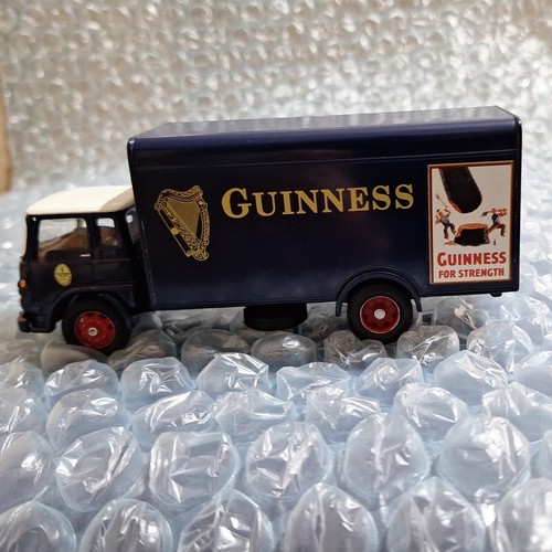 Corgi guinness bedford box - corgi, tk