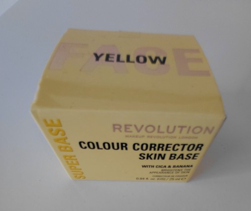 Makeup revolution super base - makeup,