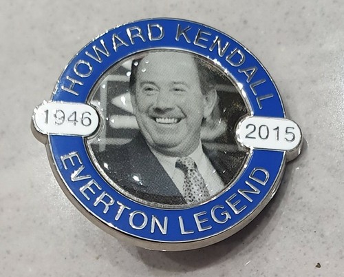 Everton legend pin badge - legend,