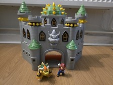 Nintendo Super Mario Bowser's Castle Playset With Figures WORKING