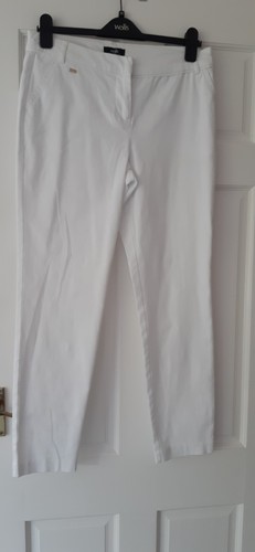 Wallis size white - 12, ankle