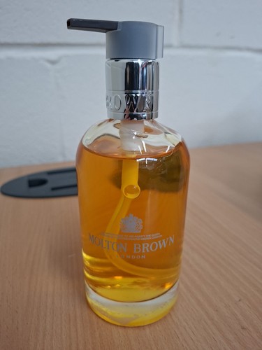 Molton brown hand - brown, glass