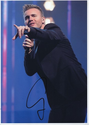 Gary barlow hand - barlow, photo
