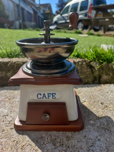 Manual coffee grinder - manual,