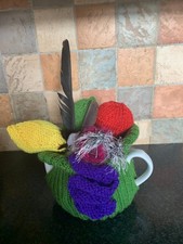 Hand made funky tea cosy. Fits a 6 cup tea pot.  Bran new created by myself