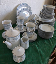 Noritake Contemporary Fine China Blue Hill 2482 Dinner Set Of 92 Pieces. 