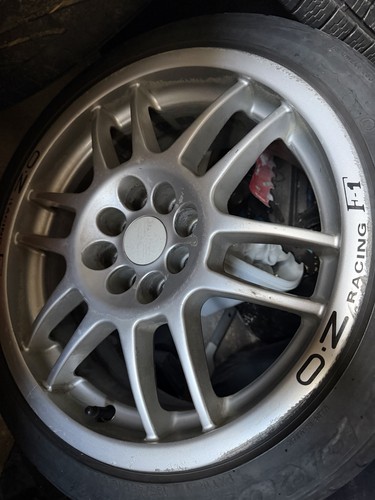 Alloy wheels - alloy,