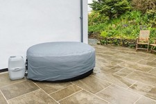 Lay-Z-Spa Thermal Hot Tub