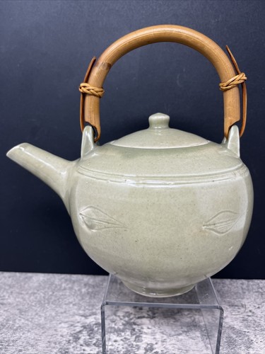 Leach pottery oak - pottery,
