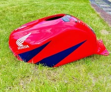 Honda CBR 600 RR 5 / 6 Red Purple Tank 2005/6 top cover Original Plastic Fairing