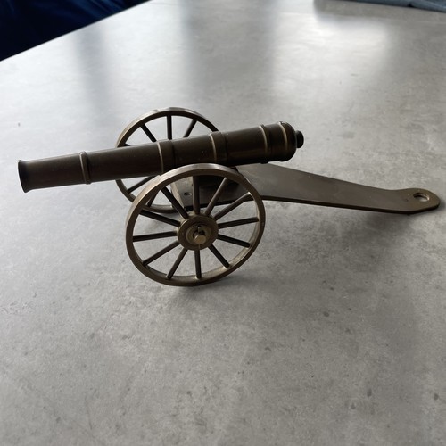 Vintage desk top brass - 10.5”,