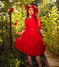 La Femme En Noir Red Lace Prom Dress Lydia Deetz Beetlejuice Halloween Gothic