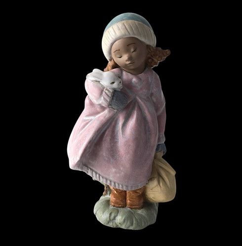 Lladro snuggle bunny - 'snuggle, bunny'