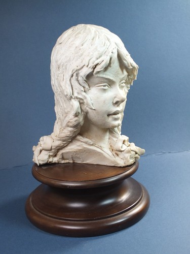 Sculpture bust young girl - bust,