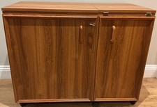 Horn 1039 Sewing Machine & Overlocker Cabinet Pre-Owned