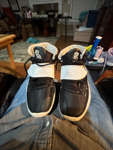 Kyrie team black white - 6, 'black