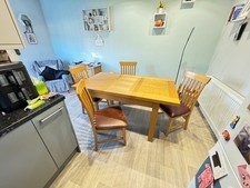 dinning table and 4 chairs