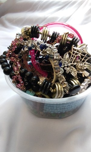Preloved jewellery bulk lot - preloved,