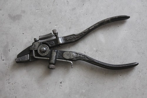 Antique vintage ornate saw set - antique,
