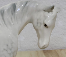 Beswick Mare Head Down Facing