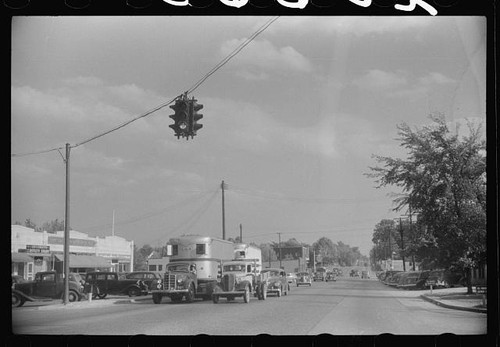 Photo 1930s downtown street - downtown,