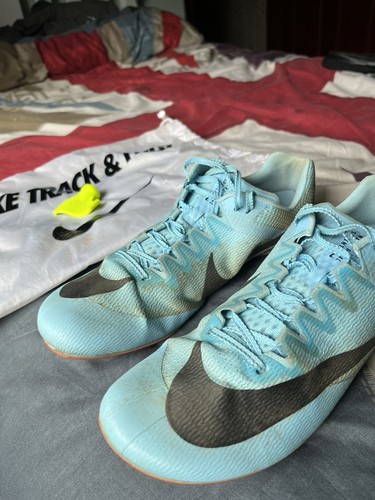 Nike men size blue track - 9.5,